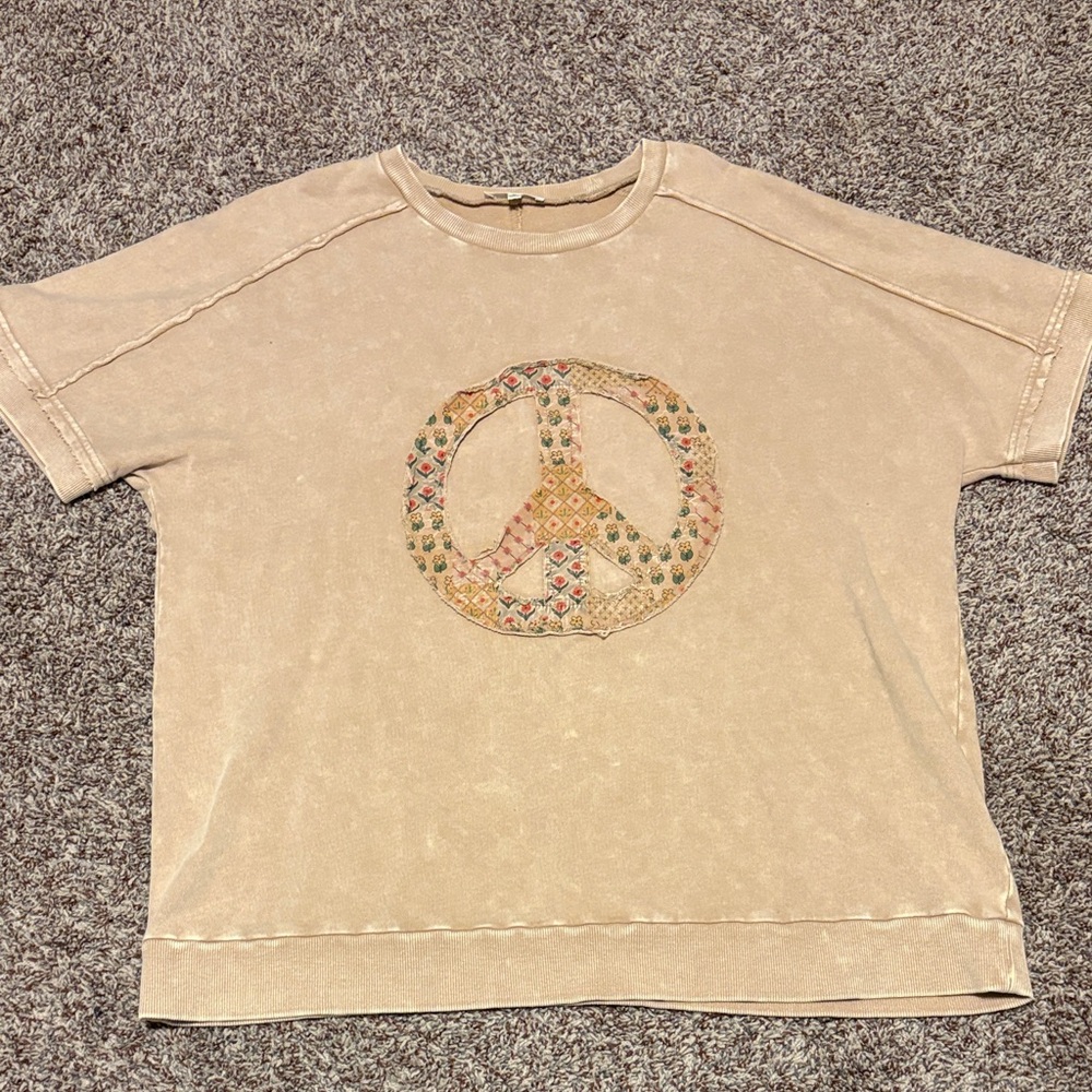 Easel Tan Peace T-Shirt